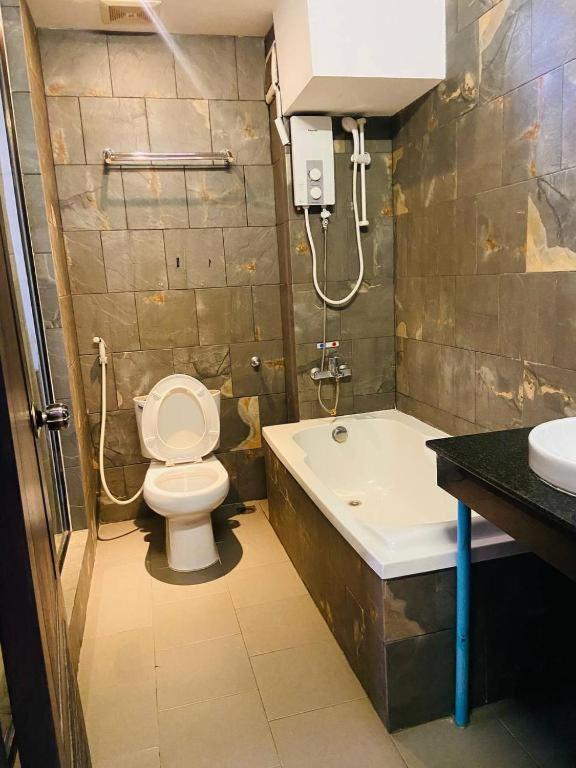 Blue Crystal Boutique Hotel Пном Пен Екстериор снимка