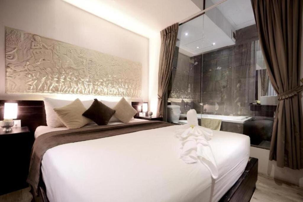 Blue Crystal Boutique Hotel Пном Пен Екстериор снимка