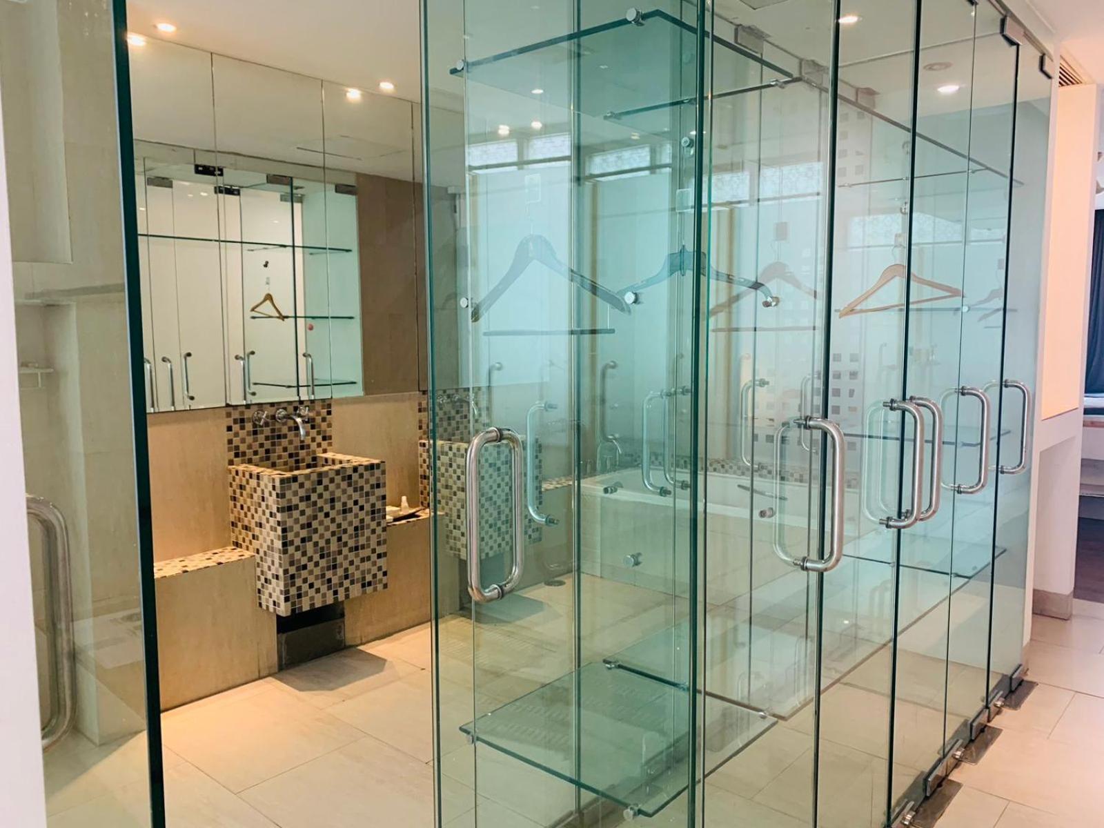 Blue Crystal Boutique Hotel Пном Пен Екстериор снимка